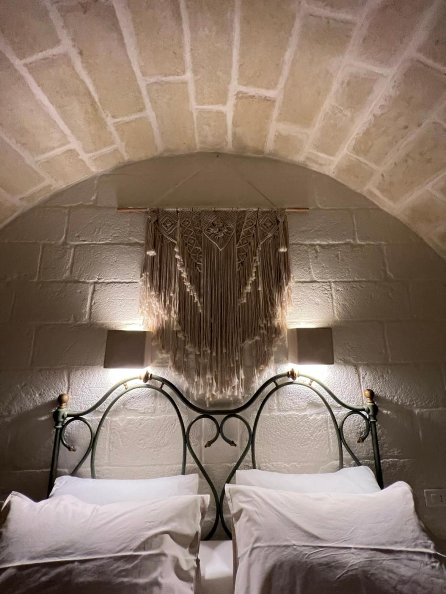 I Trulli Del Tupparello Panzió Fasano Kültér fotó