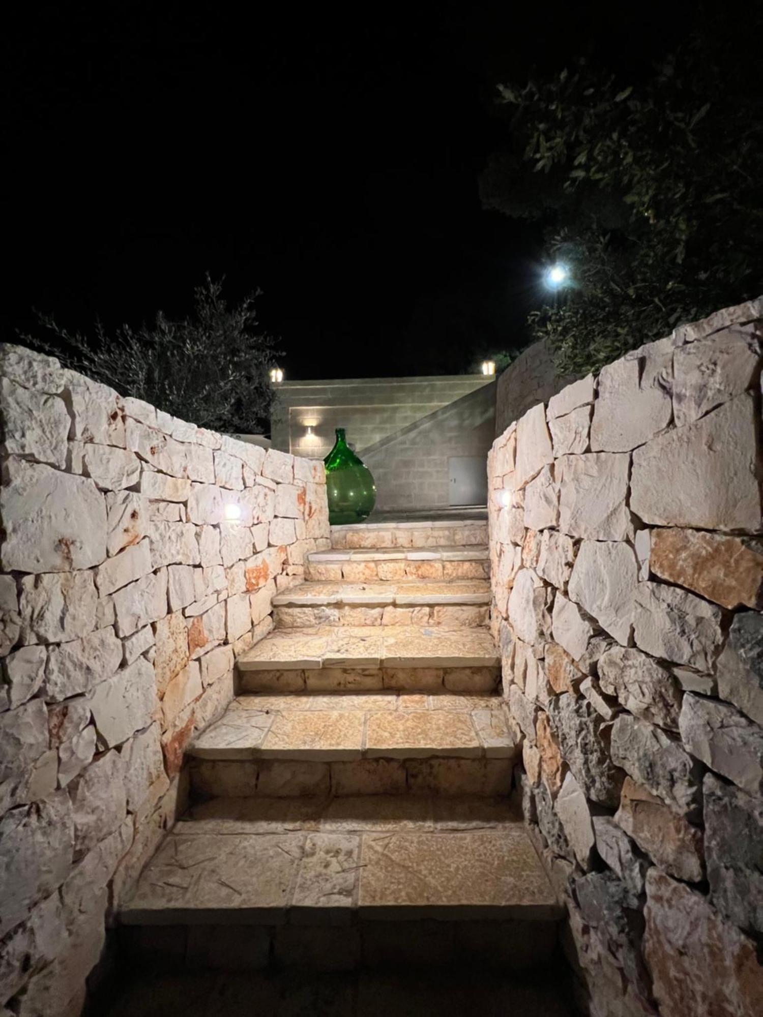 I Trulli Del Tupparello Panzió Fasano Kültér fotó