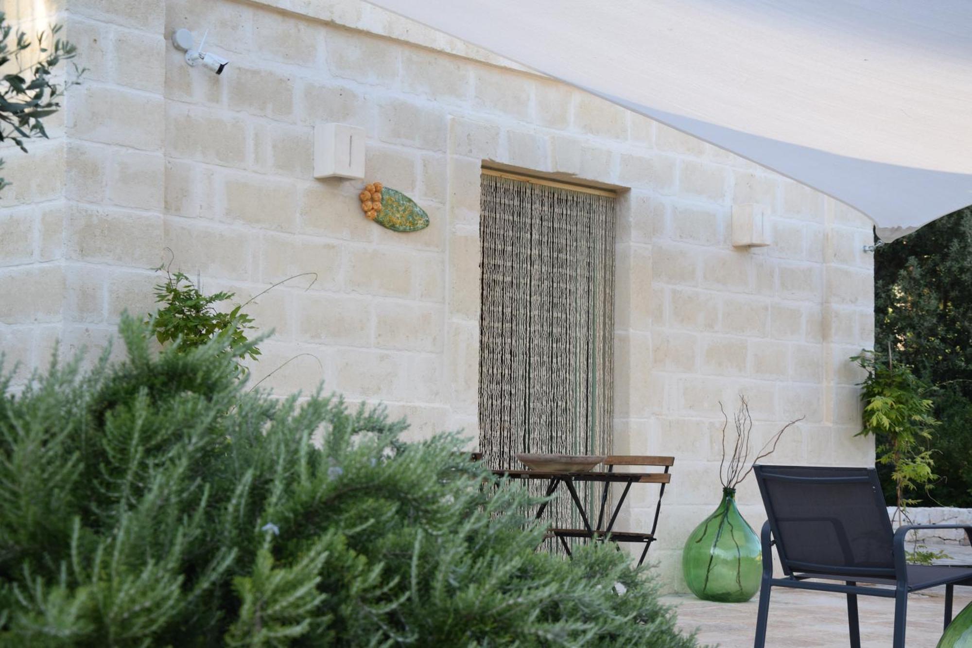 I Trulli Del Tupparello Panzió Fasano Kültér fotó